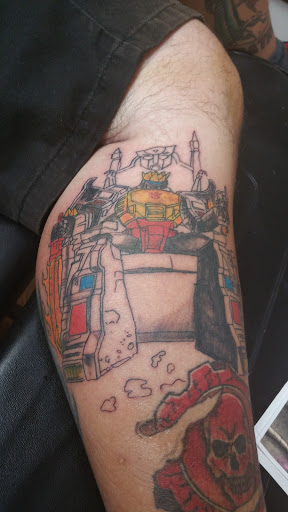 Tattoo Shop «Gulf Coast Professional Tattoo», reviews and photos, 10442 Front Beach Rd, Panama City Beach, FL 32407, USA