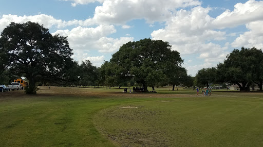 Golf Course «Devine Golf Course», reviews and photos, 116 W Malone Dr, Devine, TX 78016, USA