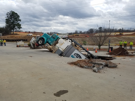 Car Wash «Diamond Auto Spa - Oakwood», reviews and photos, 3638 Wallis Rd, Flowery Branch, GA 30542, USA