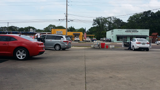 Charles & George's Car Wash en Jacksonville