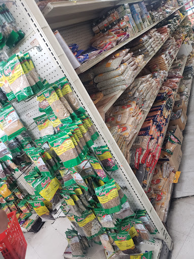 Indian Grocery Store «Super Hayat Market», reviews and photos, 3964 Redondo Beach Blvd, Torrance, CA 90504, USA