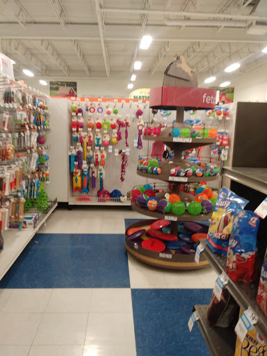 Pet Supply Store «Petco Animal Supplies», reviews and photos, 2277 Ford Pkwy, St Paul, MN 55116, USA