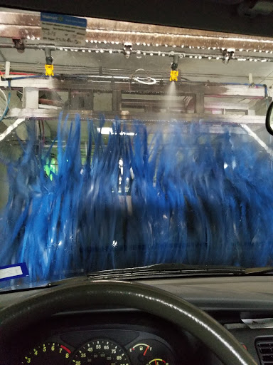 Car Wash «Big kahuna Express Car Wash», reviews and photos, 101 Continental Dr, Lewisville, TX 75067, USA