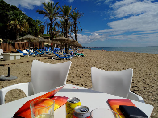 Chiringuito Cabaña Beach Marbella - C. Goya, 29602 Marbella, Málaga