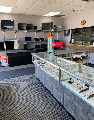 Pawn Shop «Buffalo Grove Jewelry & Loan», reviews and photos, 1497 W Dundee Rd, Buffalo Grove, IL 60089, USA