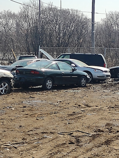 Used Car Dealer «Advance Auto Mart», reviews and photos, 5400 W North Ave, Chicago, IL 60639, USA