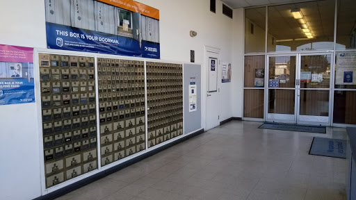 Post Office «United States Postal Service», reviews and photos, 10191 Linden Ave, Bloomington, CA 92316, USA