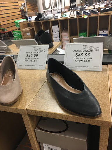 Shoe Store «DSW Designer Shoe Warehouse», reviews and photos, 300 Commons Way, Bridgewater, NJ 08807, USA