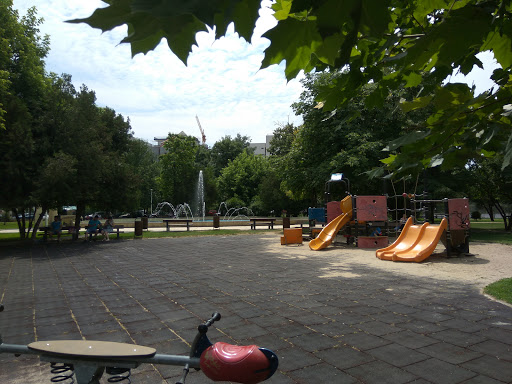 Titanii Park