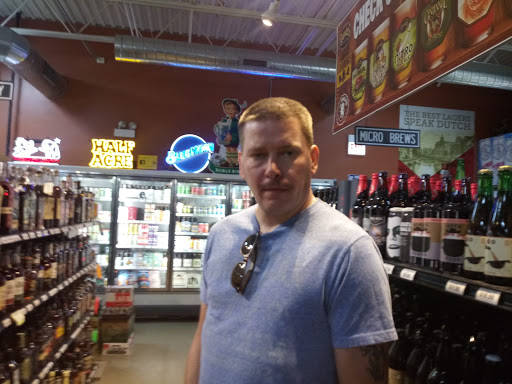 Wine Store «Cardinal Warehouse Wine & Liquors», reviews and photos, 7780 N Milwaukee Ave, Niles, IL 60714, USA