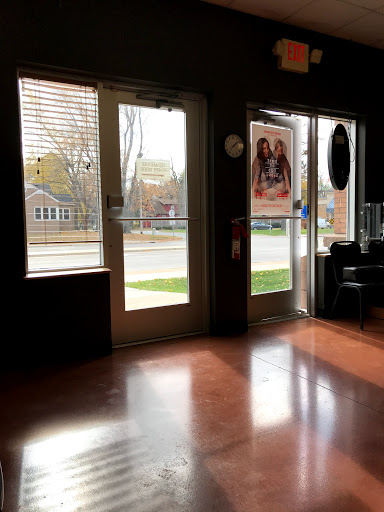 Hair Salon «Fantastic Sams Cut & Color», reviews and photos, 555 W Broadway Ave #4, Forest Lake, MN 55025, USA