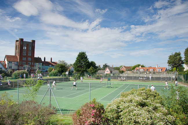 Thorpeness Country Club Open Times