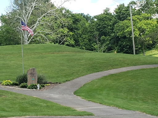 Golf Course «Cardinal Hills Golf Course», reviews and photos, 335 Starks Ln, Bedford, KY 40006, USA