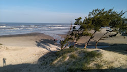 Foto von Strand von Ipiranga und die siedlung