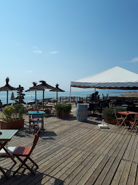Atmosphère du Restaurant Le P'ty Mar à Sainte-Marie-la-Mer - n°10