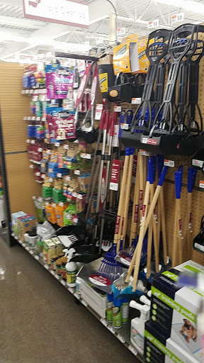 Pet Supply Store «Pet Supplies Plus», reviews and photos, 15060 Eureka Rd, Southgate, MI 48195, USA
