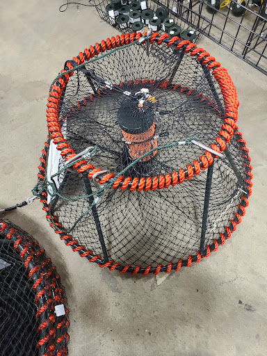 Sporting Goods Store «Outdoor Emporium», reviews and photos, 1701 4th Ave S, Seattle, WA 98134, USA