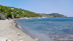 Foto von Soutsini beach befindet sich in natürlicher umgebung