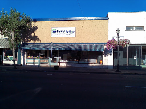 Lebanon Area Habitat for Humanity & Restore, 566 S Main St, Lebanon, OR 97355, USA, 