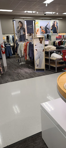 Department Store «Target», reviews and photos, 650 Brown Rd, Auburn Hills, MI 48326, USA