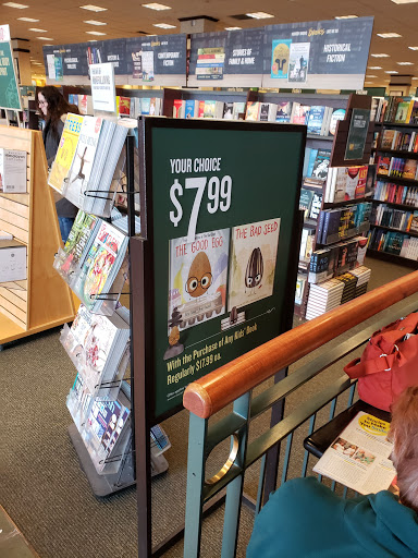 Book Store «Barnes & Noble», reviews and photos, 3454 Erie Blvd E, Syracuse, NY 13214, USA