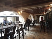 Atmosphère du Restaurant familial Le Caracoles à Uzès - n°2