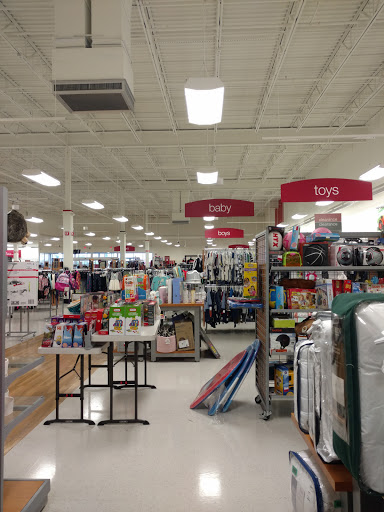 Department Store «T.J. Maxx», reviews and photos, 1300 Shingle Creek Xing, Brooklyn Center, MN 55430, USA