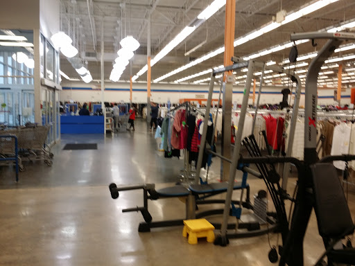 Donations Center «Goodwill Donation Center», reviews and photos