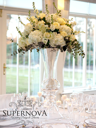 SuperNova Wedding Design & Flowers
