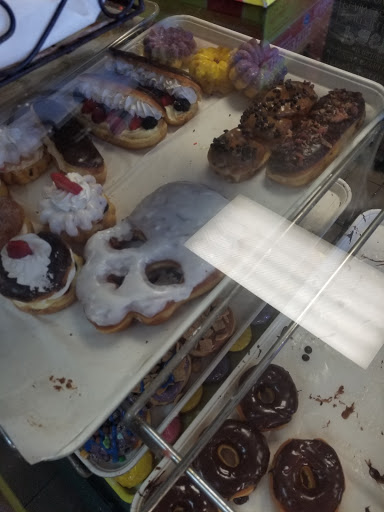 Donut Shop «Donuts and Yogurt», reviews and photos, 1984 W 11th St, Tracy, CA 95376, USA