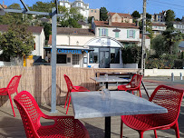 Atmosphère du Restaurant français Val vert à La Frette-sur-Seine - n°8