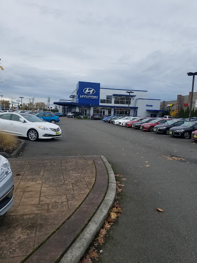 Hyundai Dealer «Korum Hyundai», reviews and photos, 111 River Rd, Puyallup, WA 98371, USA