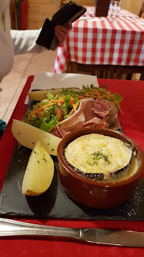 Raclette du Restaurant Le Tonneau à Fontcouverte-la-Toussuire - n°4