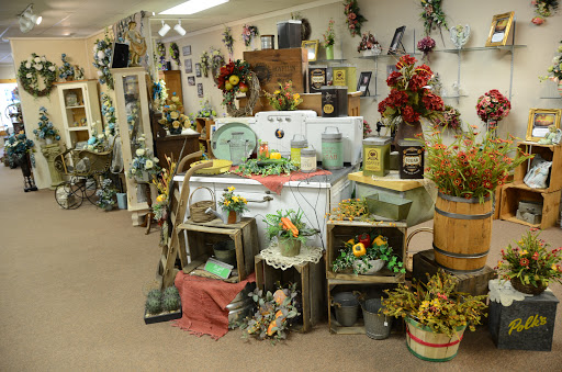 Florist «Bud & Bloom Florist & Gifts», reviews and photos, 22 E Main St, Mooresville, IN 46158, USA