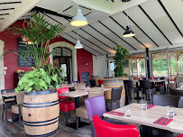 Atmosphère du Restaurant Les Terrasses de Bonnezeaux à Bellevigne-en-Layon - n°1