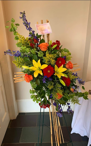 Florist «Starclaire House of Flowers Florist», reviews and photos, 1421 Emerywood Dr, Charlotte, NC 28210, USA