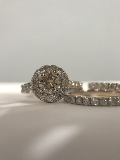 Jewelry Store «Farsi Jewelers», reviews and photos, 5590 Roswell Rd #110, Sandy Springs, GA 30342, USA