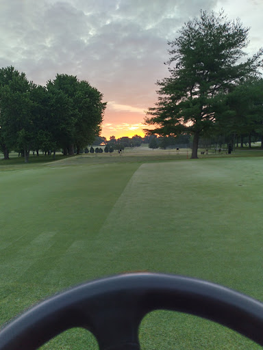 Public Golf Course «Rolling Hills Golf Course», reviews and photos, 1600 Pine Dr, Russellville, KY 42276, USA