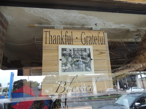 Florist «Romance Etc. | Flowers & Gifts», reviews and photos, 5209 E 2nd St, Long Beach, CA 90803, USA