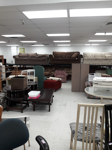Thrift Store «32nd St & Cactus Goodwill Retail Store & Donation Center», reviews and photos