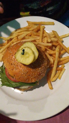 Golf Shop «Eagle Rock Golf Clubhouse & Pro Shop», reviews and photos, 191 Turnberry Ln, Hazle Township, PA 18202, USA