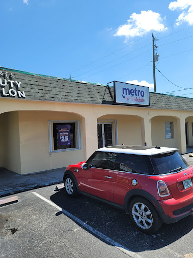 Cell Phone Store «MetroPCS Authorized Dealer», reviews and photos, 417 NW 16th St, Belle Glade, FL 33430, USA