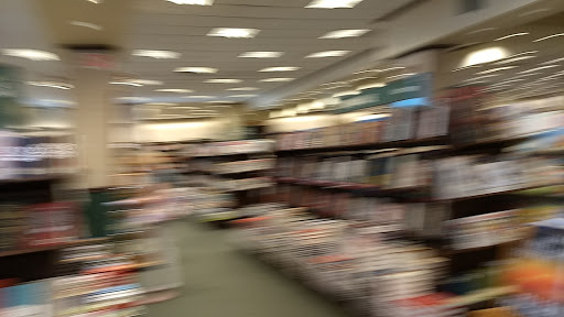Book Store «Barnes & Noble», reviews and photos, 444 Broadway, Saugus, MA 01906, USA