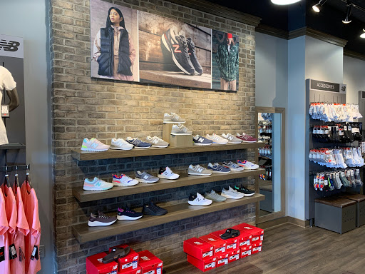 Running Store «New Balance St. Louis», reviews and photos, 11633 Olive Blvd, Creve Coeur, MO 63141, USA