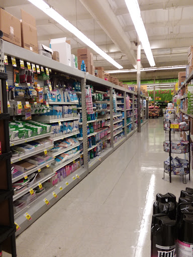 Grocery Store «Food 4 Less», reviews and photos, 3200 W Century Blvd, Inglewood, CA 90303, USA