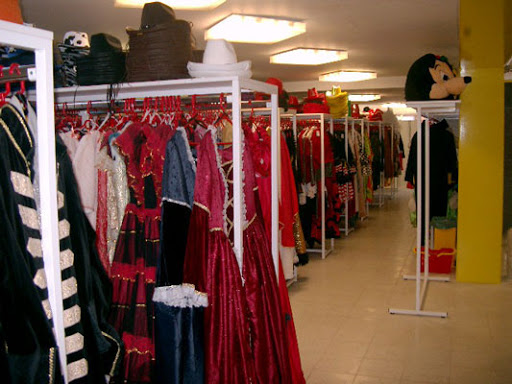 Magasins pour acheter des costumes de cowgirl Lille