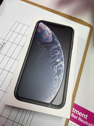 Cell Phone Store «T-Mobile», reviews and photos, 16600 W 159th St #103, Lockport, IL 60441, USA