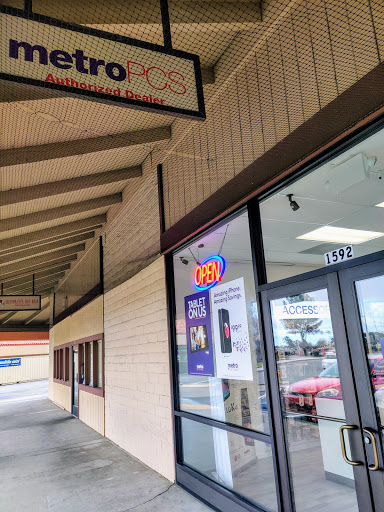 Cell Phone Store «MetroPCS Authorized Dealer», reviews and photos, 1566 Fitzgerald Dr, Pinole, CA 94564, USA