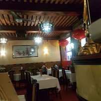 Atmosphère du Restaurant chinois La Jonque à Lyon - n°13