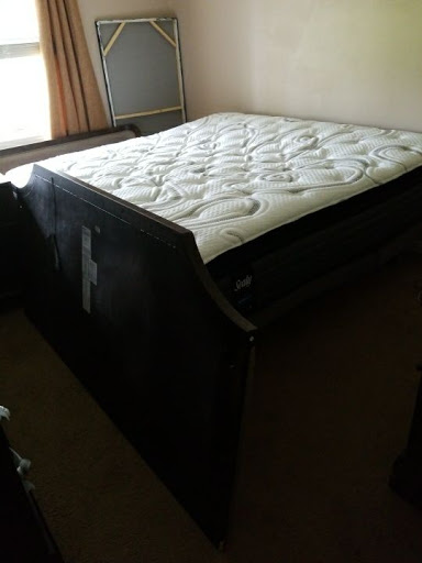 Furniture Store «Ashley HomeStore», reviews and photos, 5458 New Hope Commons Dr, Durham, NC 27707, USA